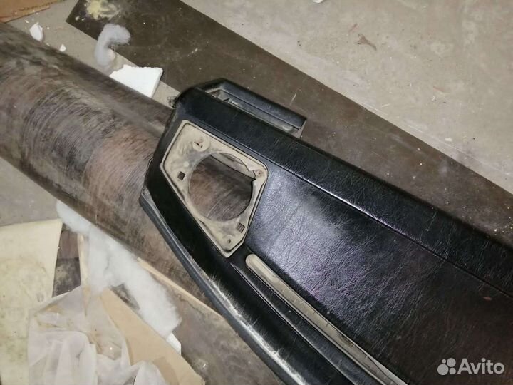 Торпедо панель Мерседес 190 w201