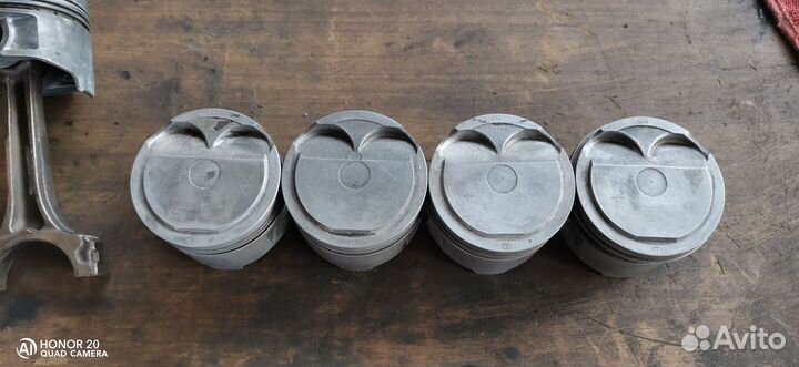 Поршня 5EFE-4EFE