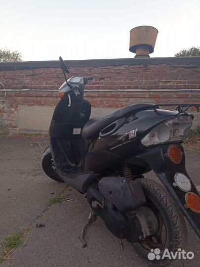 Скутер Suzuki lets 2