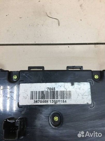 Блок управления отопителем Chevrolet Cruze