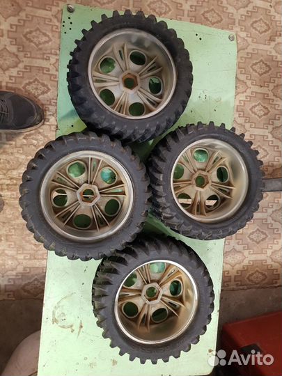 Радиоуправляемая модель колеса