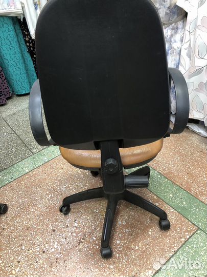 Компьютерное кресло бу