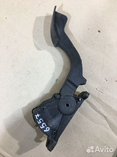 Педаль газа Mazda 3 BK