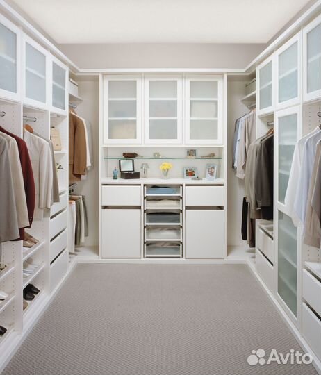 Q9K9Y4 Гардеробная