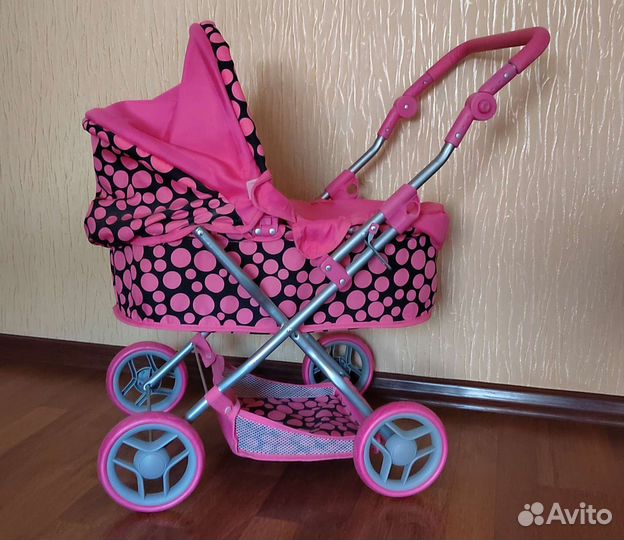 Кукольная коляска для куклы