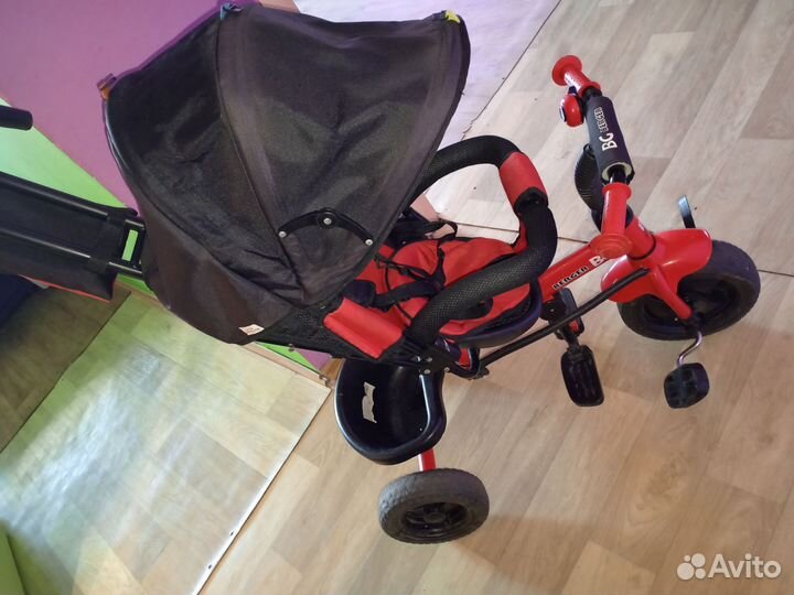 Трехколесный велосипед