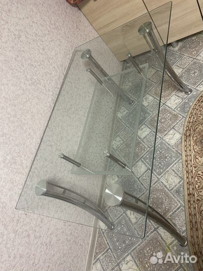 Кухонный стол