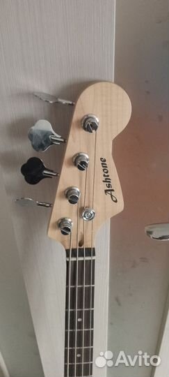 Бас гитара Ashtone