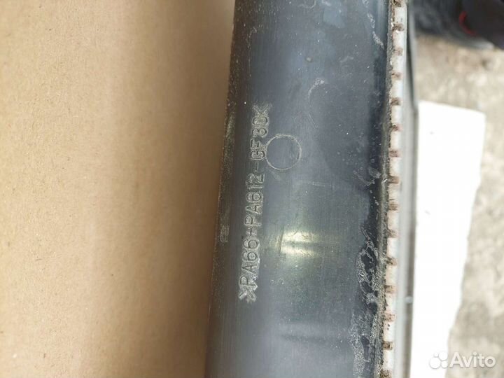 Радиатор охлаждения toyota 200 lexus 570