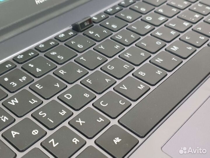 Ноутбук Huawei MateBook 15 как новый