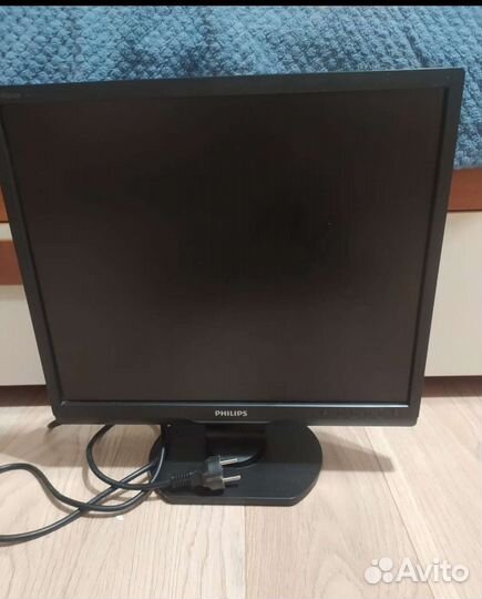 Монитор Philips