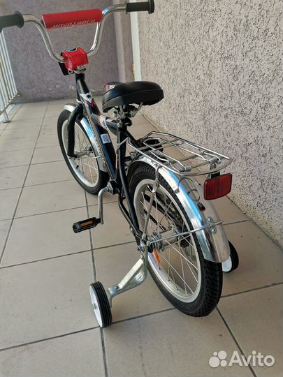 Детский велосипед на возраст от 4-х до 8-ми лет