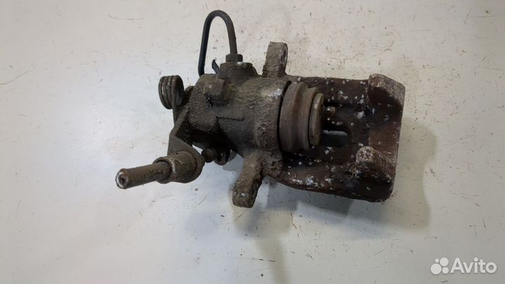 Суппорт левый задний Citroen DS4