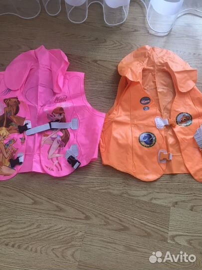 Жилеты для плавания