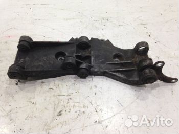 Кронштейн генератора