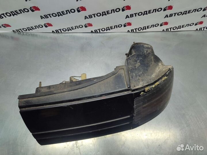 Фонарь задний правый Mitsubishi Eclipse 1G 1992 г