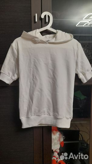 Худи с коротким рукавом