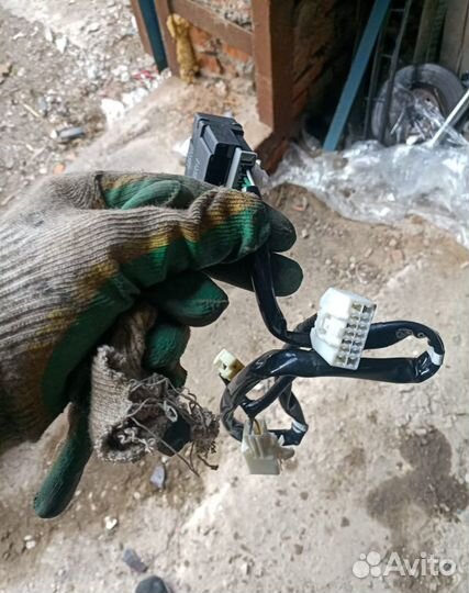 Реле обогрева сидений Мазда 6 gh