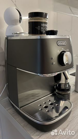Кофеварка рожковая delonghi
