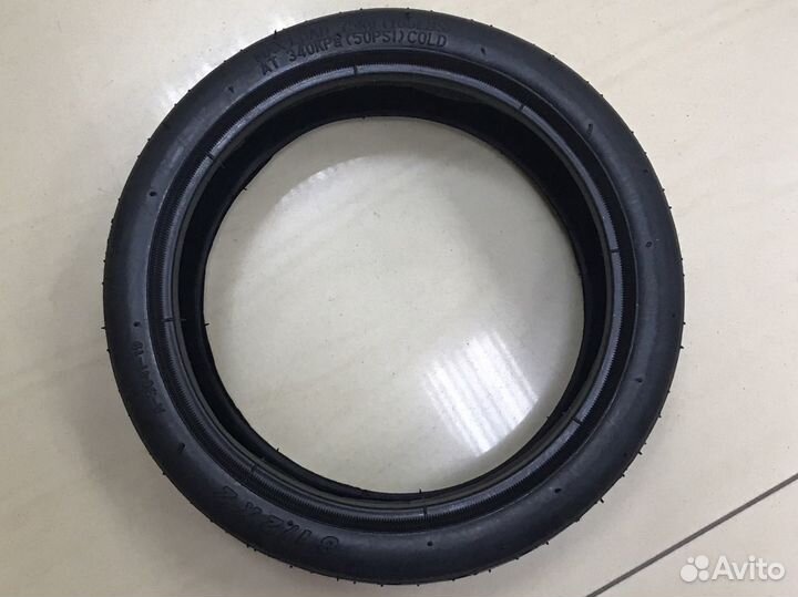 Покрышка Шина 8 1/2 х 2 (50/75-6.1)