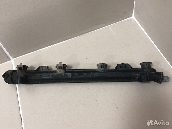 Рампа рейка топливная cggb Skoda Fabia 2007-15 1.4