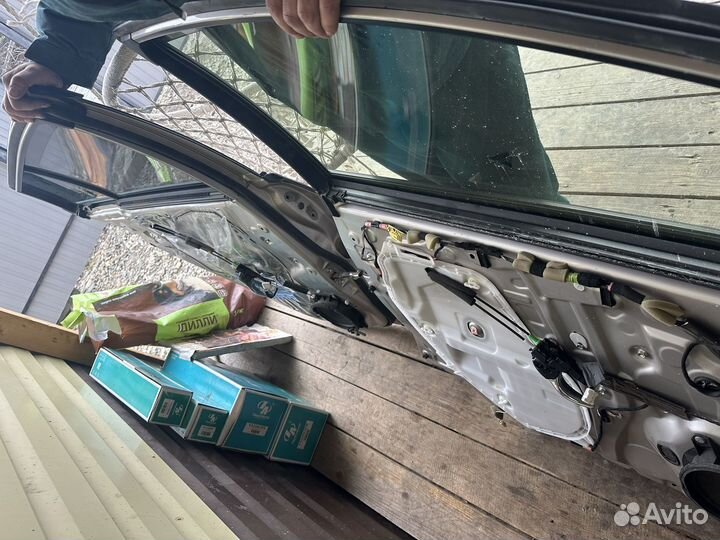 Двери на приус 50