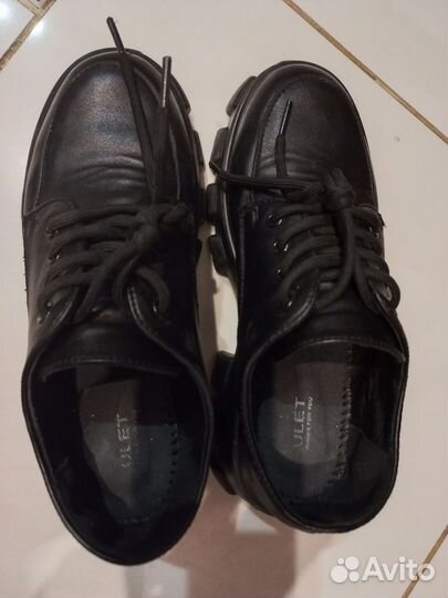 Полуботинки женские 35 размер