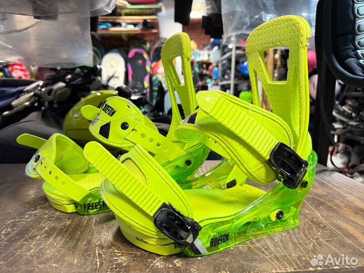 Сноуборд крепления Burton Freestyle - S