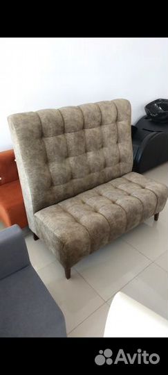 Диван в салон красоты
