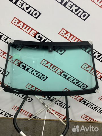 Лобовое стекло Audi A8 D2 Замена