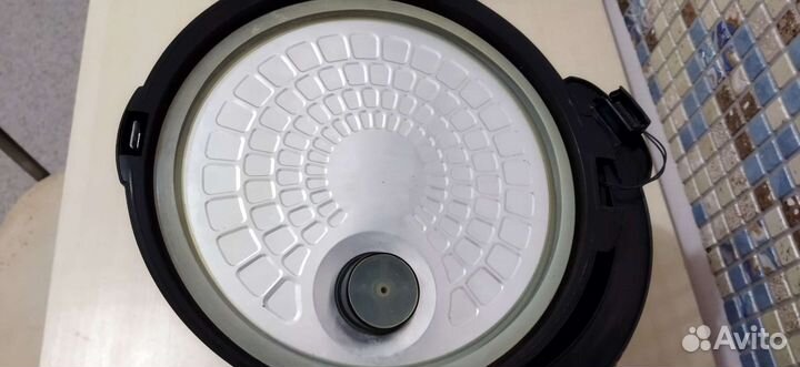 Мультиварка redmond rmc-m227s на запчасти, рабочая