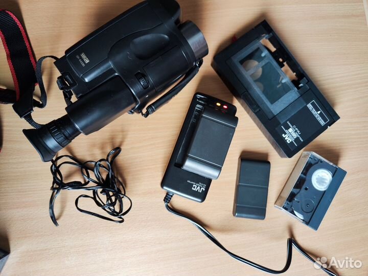 VHS видеокамера