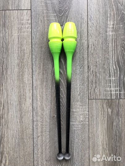 Аэрография обручей и булав