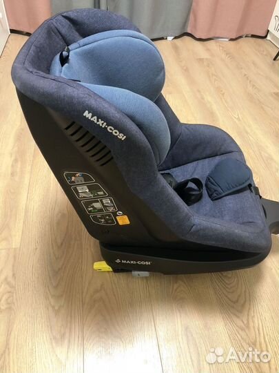 Автомобильное кресло maxi cosi