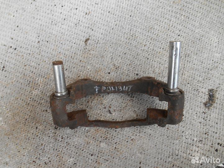 Скоба переднего суппорта Ford Transit Форд Транзит