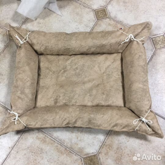 Софа, лежанка на завязках