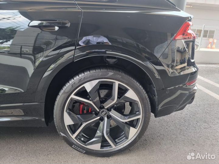 Audi RS Q8 4.0 AT, 2022, 9 600 км