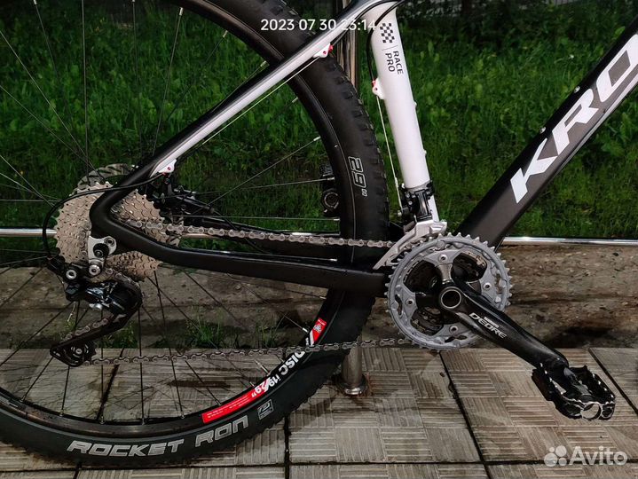 Kross level B9 Carbon