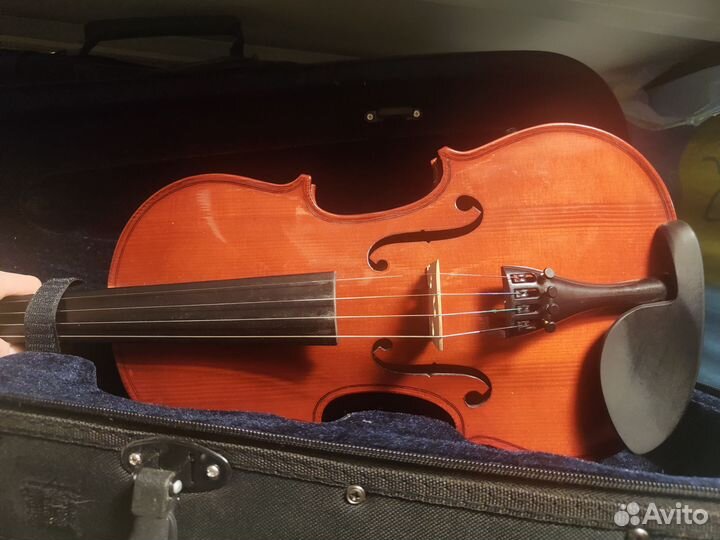 Скрипка 4/4 с мостом