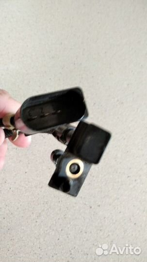 Датчик положения коленвала VAG