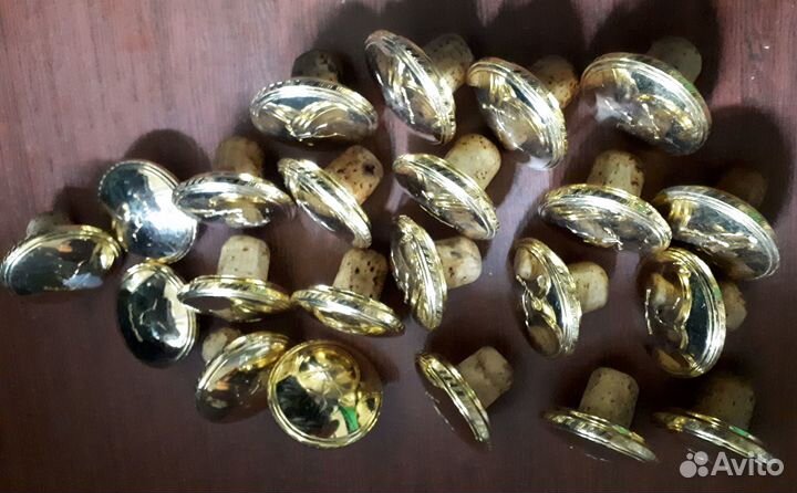 Бутыль 10л и пробки