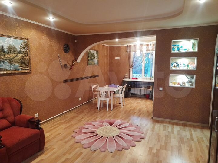 Коттедж 231 м² на участке 11 сот.