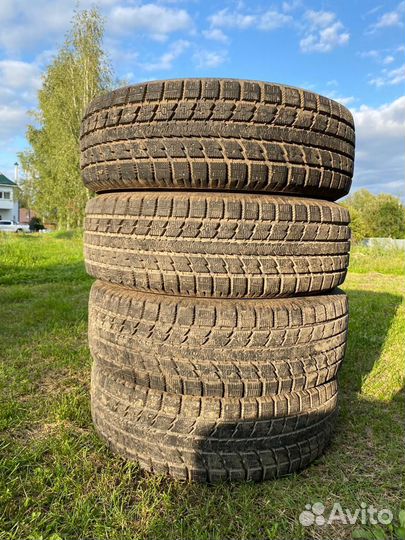 Toyo Observe GSi-5 235/65 R18