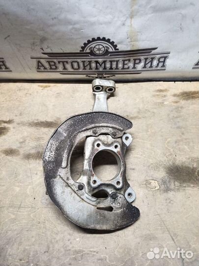 Кулак Lexus LS460 Ls 600 (2006-2010)