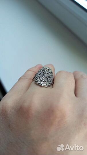 Серебряное кольцо женское