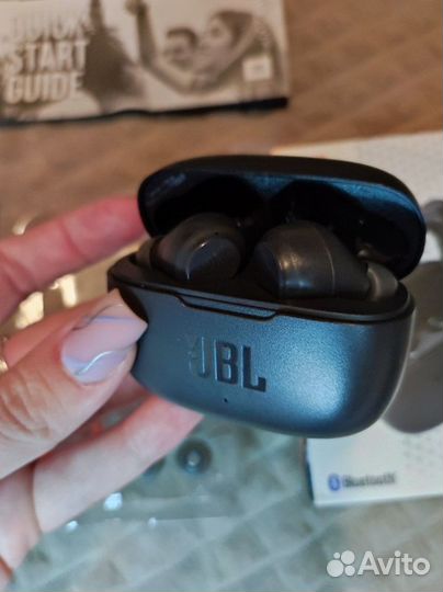 Наушники JBL Wave 200 Black б/у