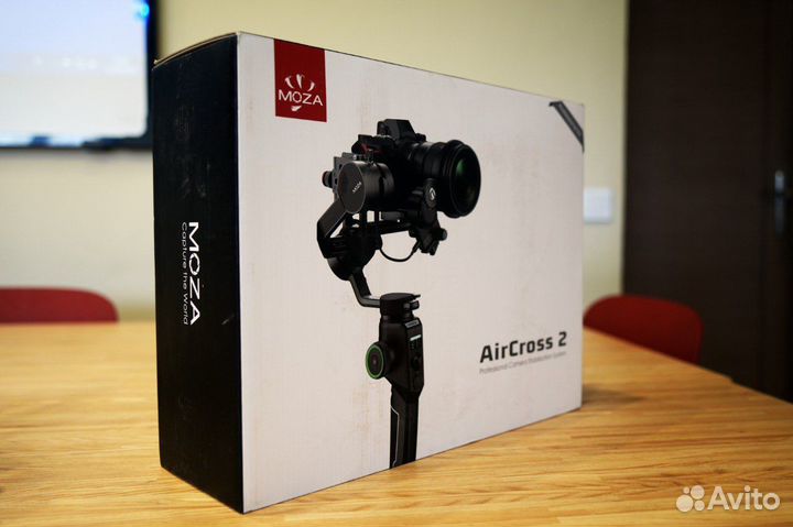 Стабилизатор для камеры moza aircross 2