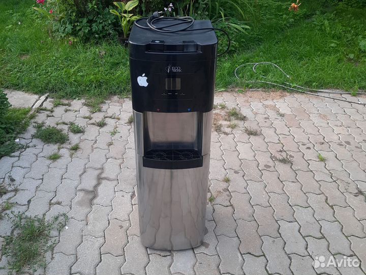 Кулер для воды напольный с нижней загрузкой бу