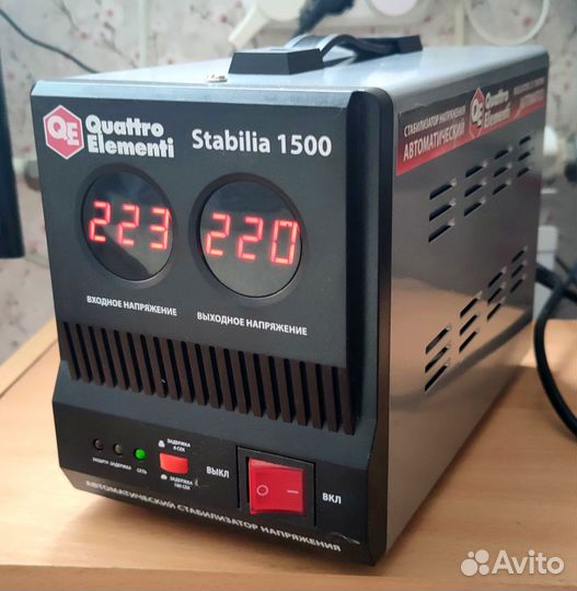 Стабилизатор сетевого напряжения Quattro Elementi