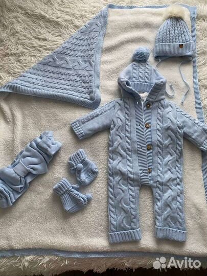 Комплект на выписку мальчику